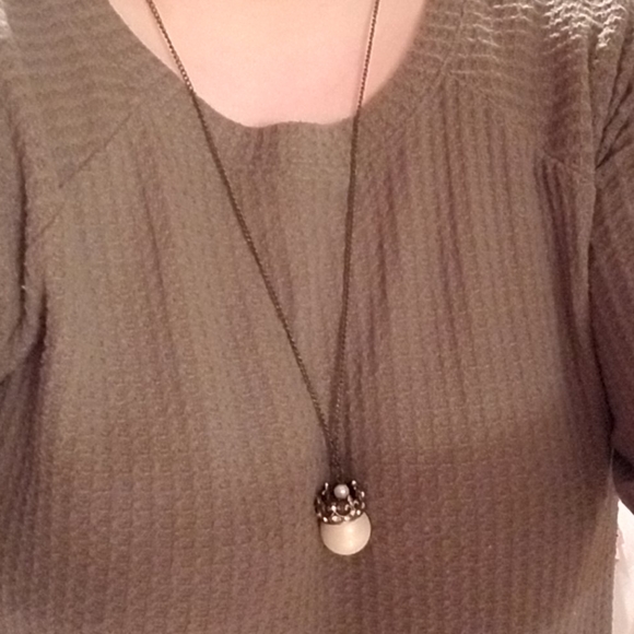 Crown Necklace - Picture 2 of 5